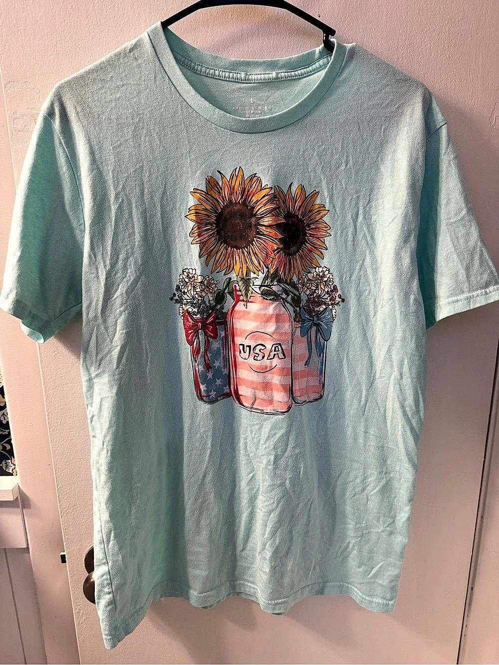 Gildan Graphic Sunflower USA Tee in Green Large